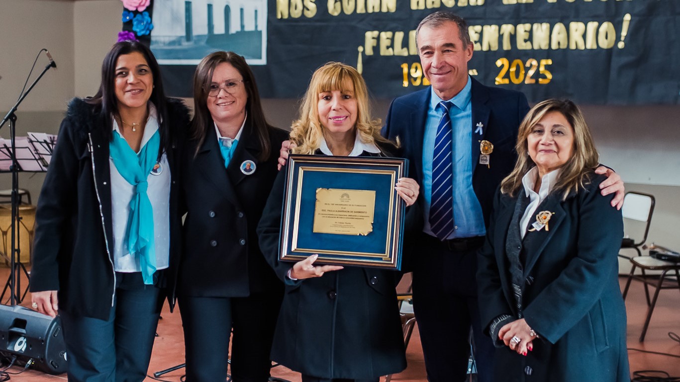 La Escuela Paula Albarracín de Sarmiento celebró su centenario